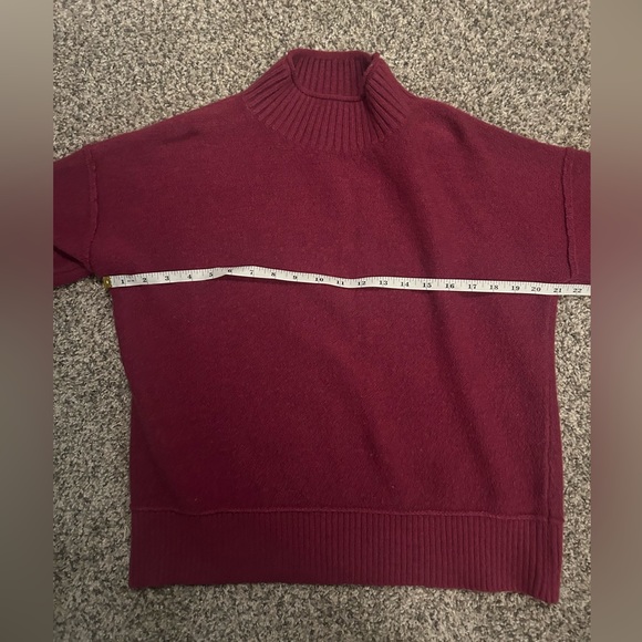 Pink Universal Threads Sweater - Great for Valentines Day! - Picture 7 of 8